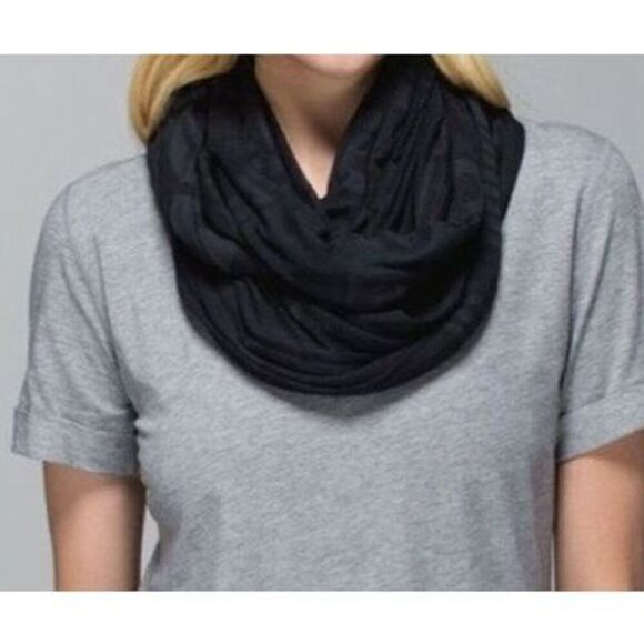 Lululemon Athletica Savasana Black pop block burnout Scarf - Picture 1 of 10